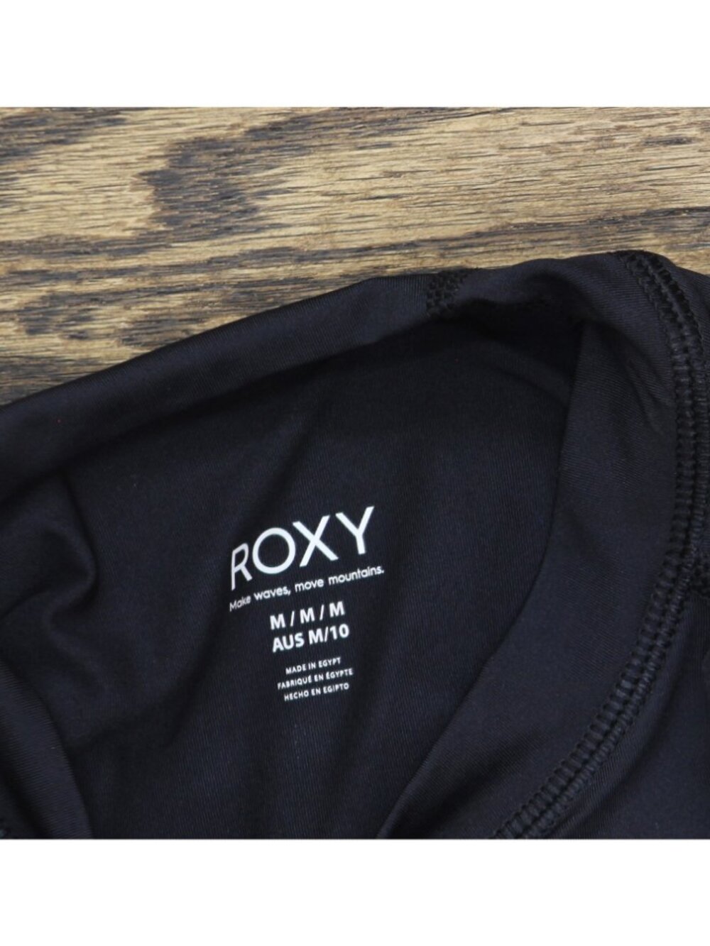 NWT Roxy Long Sleeve Compression Fit Rashguard ERJWR03547 Anthracite Black M - Picture 5 of 7